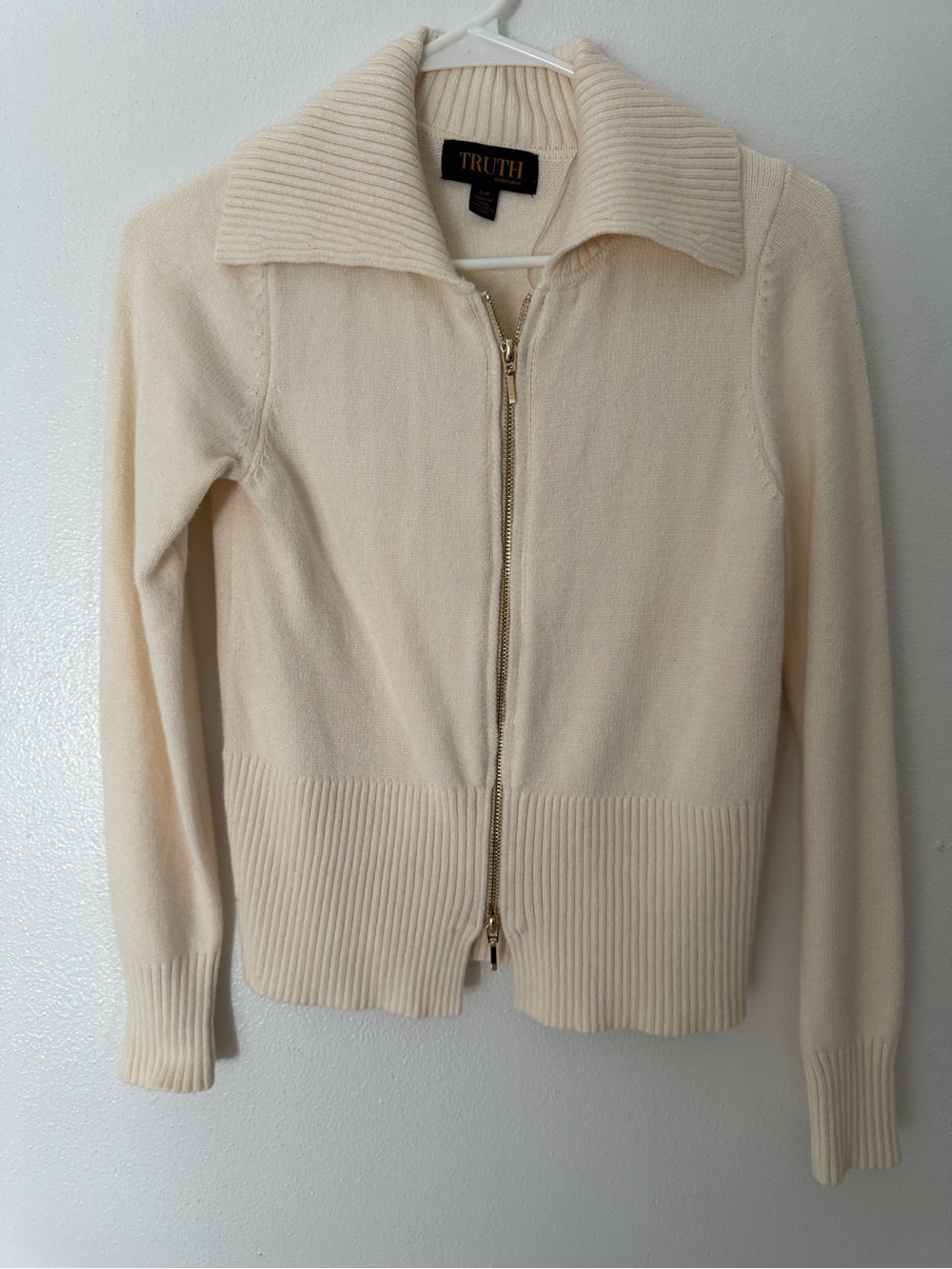 Truth Cream Zip-Up Ribbed Collar Cardigan
